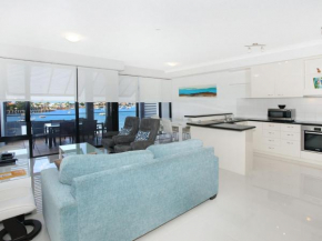 Kirribilli 13 - Two Bedroom Apartment with River View!, Mooloolaba